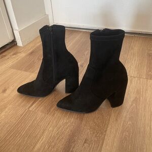 Brand new, never worn.